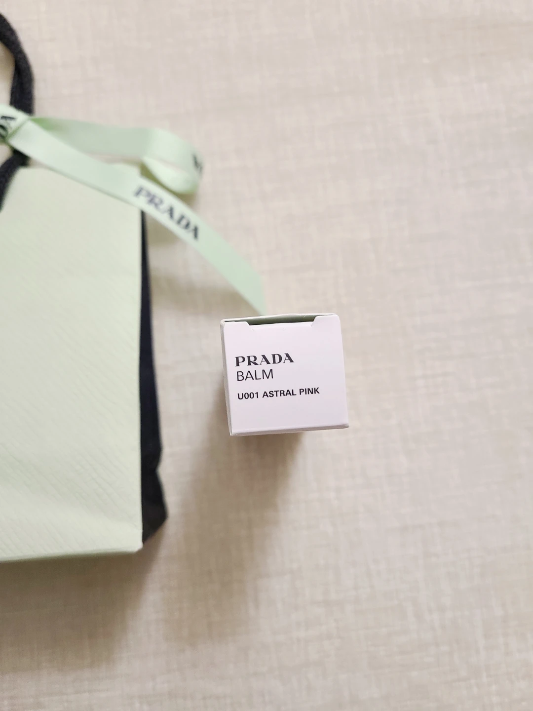 Prada Lip Balm U001 Astral Pink - photo 2