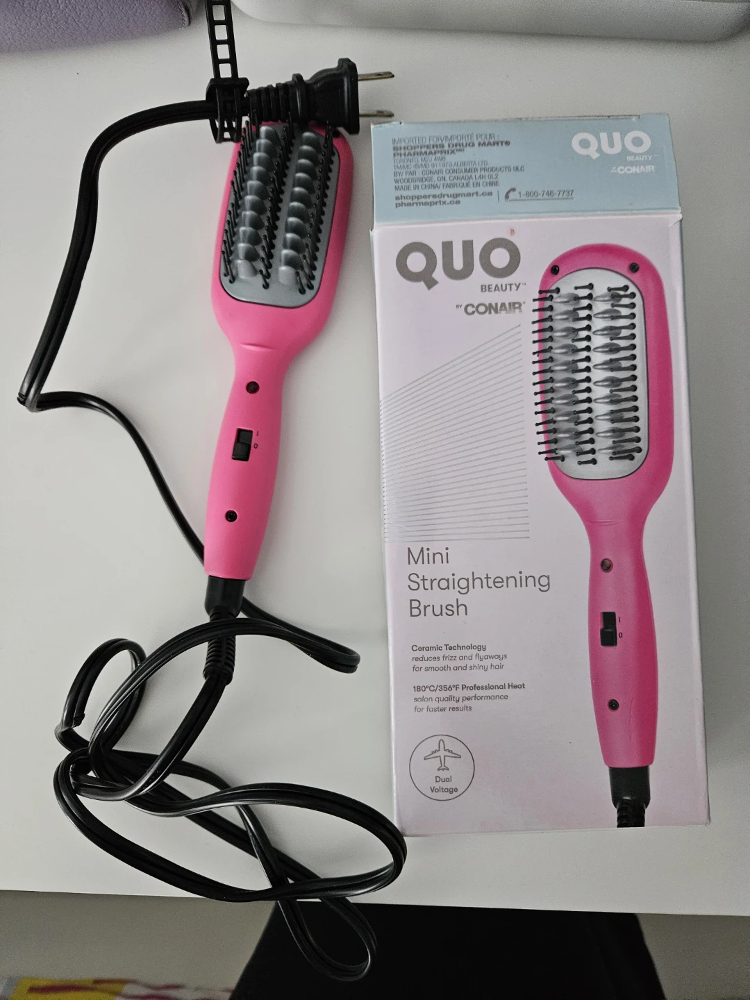 QUO Beauty Mini Straightening Brush