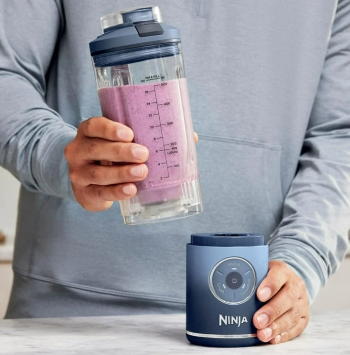 Ninja Blast Max Cordless Blender - Like New! - photo 5