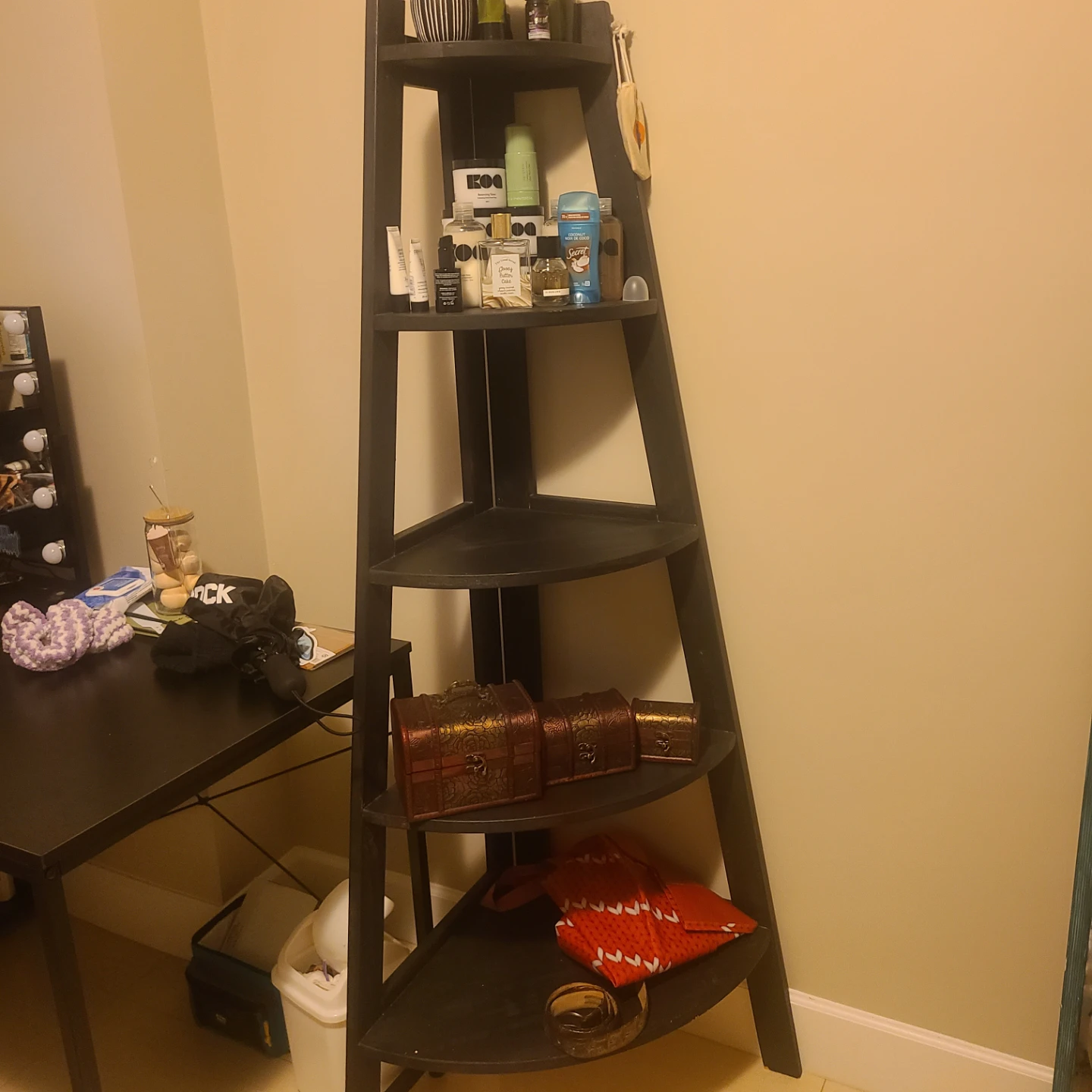 Black Corner Shelf-5tier