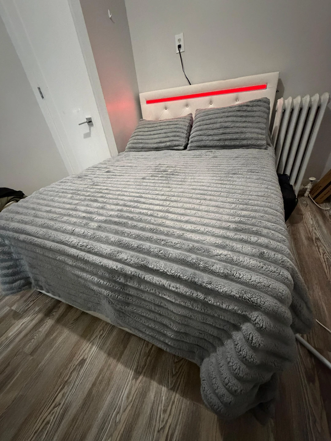Bed frame with LED lights and a nearly new mattress. - photo 2