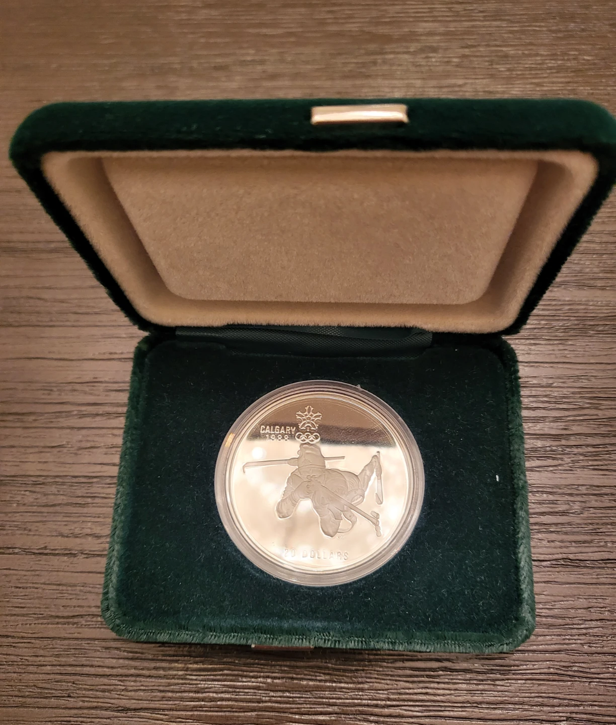 Calgary 1988 Olympics $20 Commemorative Coin - photo 2