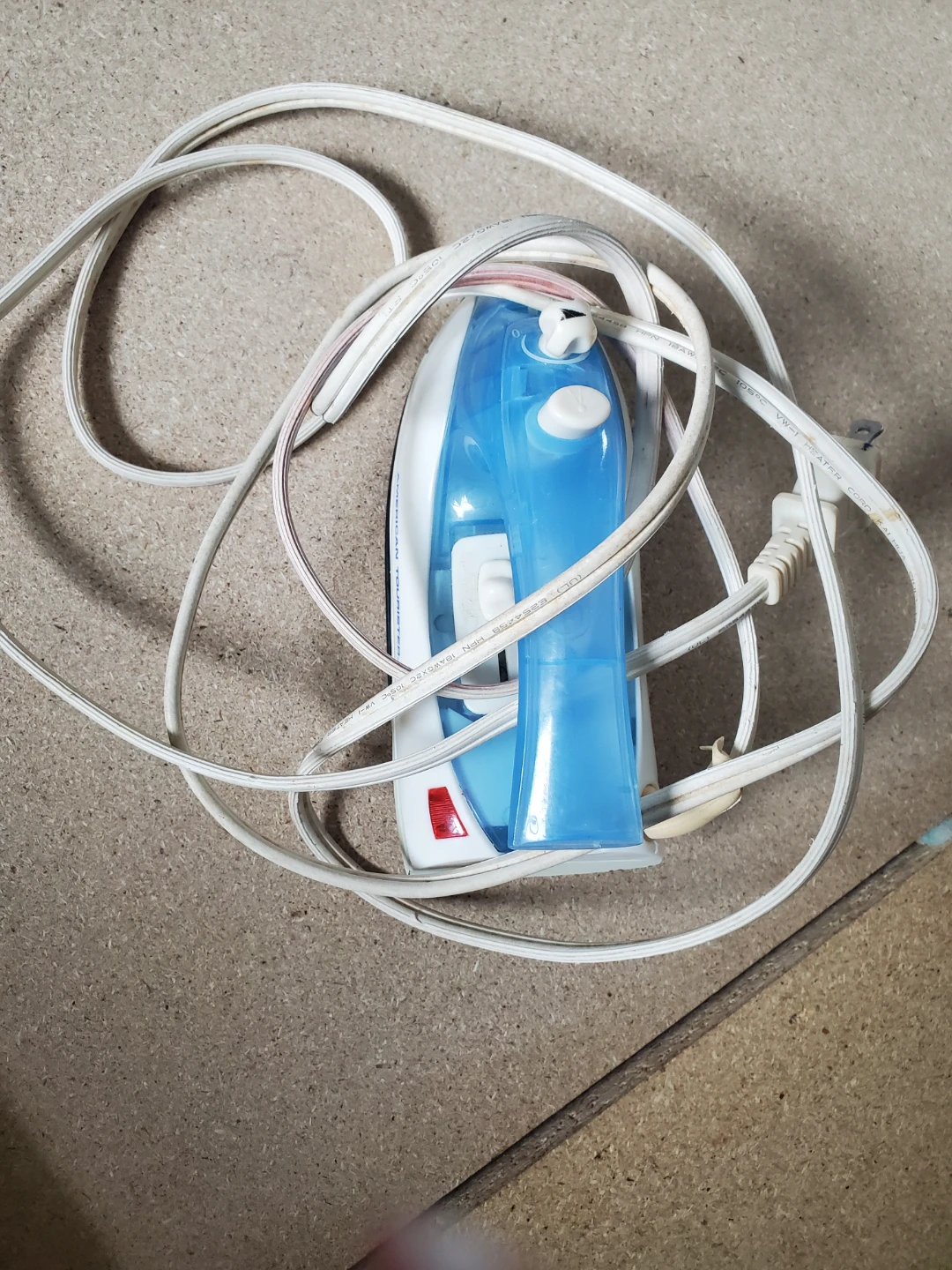 American Tourister Travel Iron - photo 4
