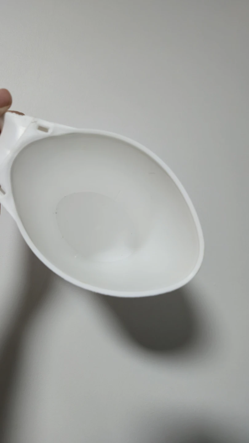 White Plastic Milk Cup - photo 2