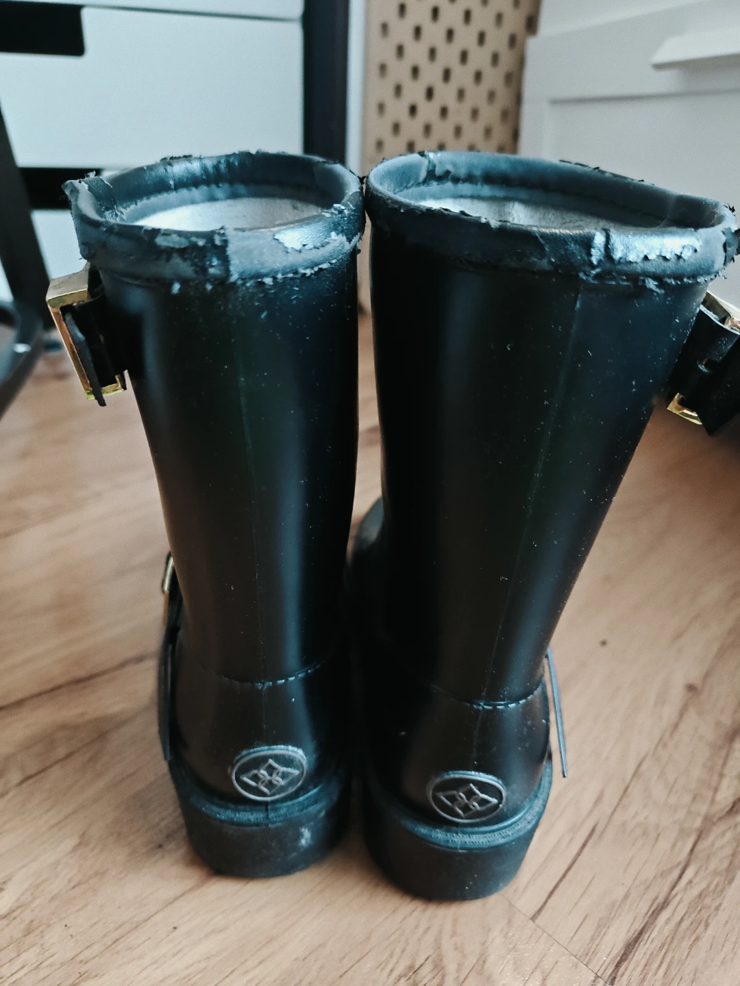 FREE DAV Black Rubber Boots with Buckle Detail, size 8