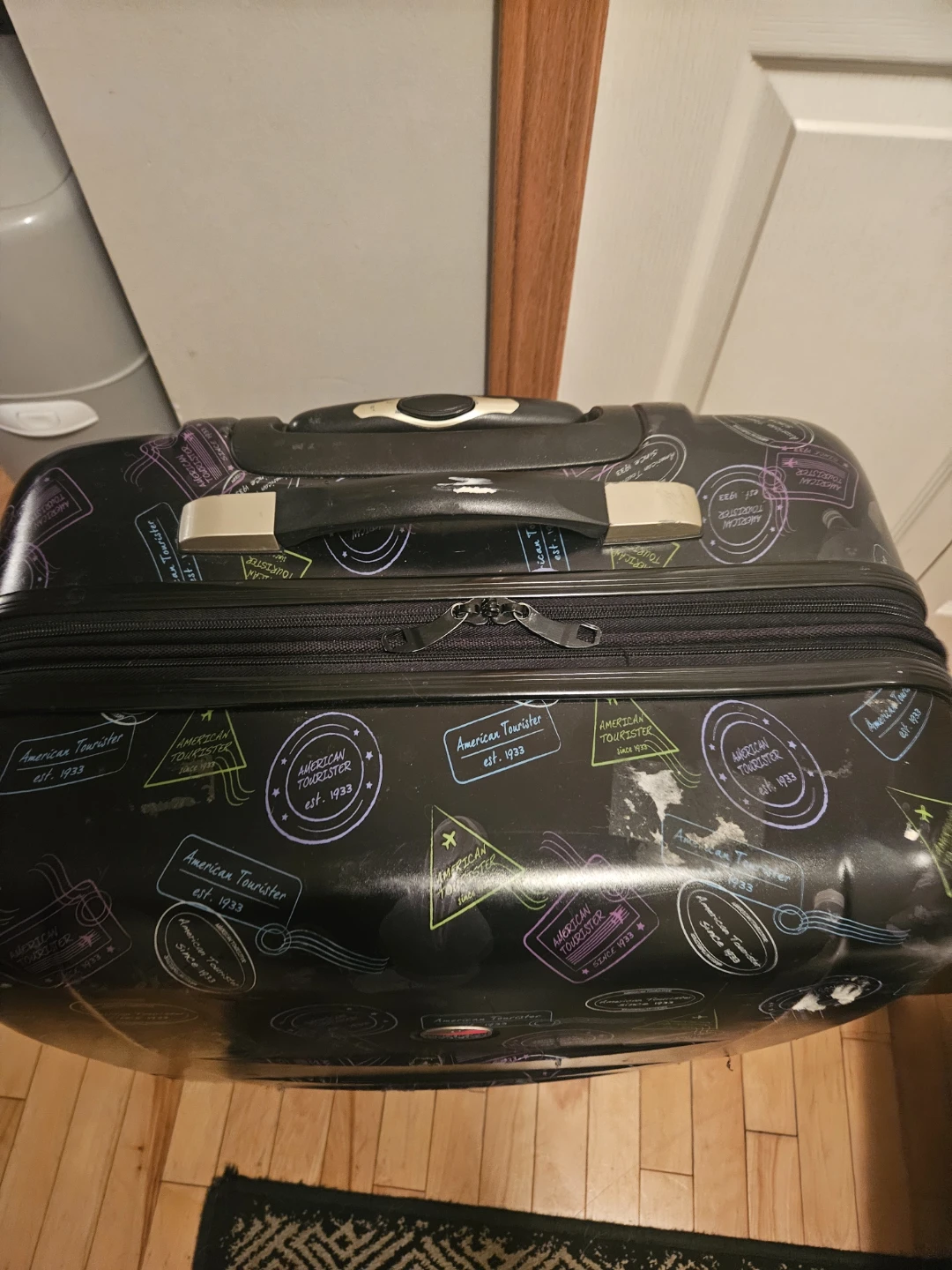 Free American Tourister Suitcase - photo 3
