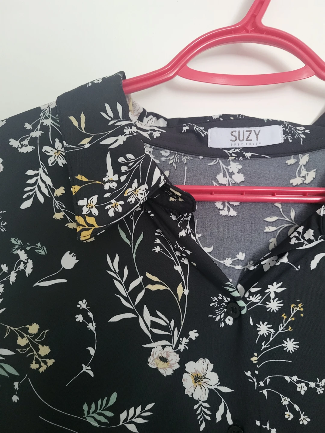 Suzy Shier blouse size XXL
