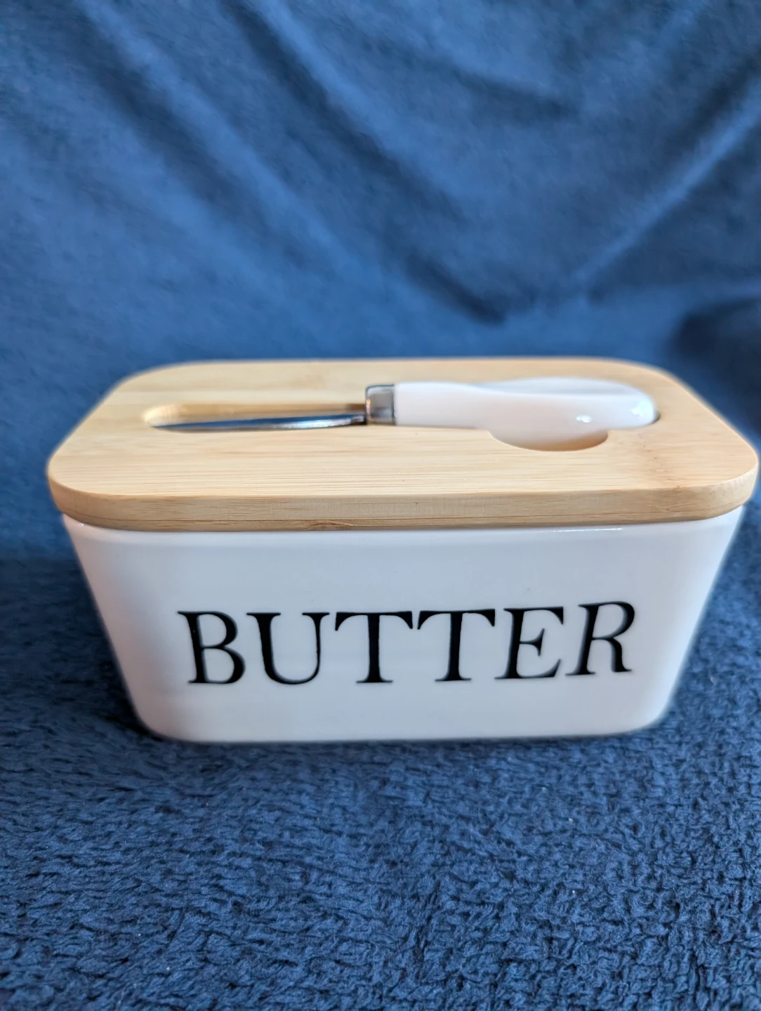 Butter Dish with Spreader