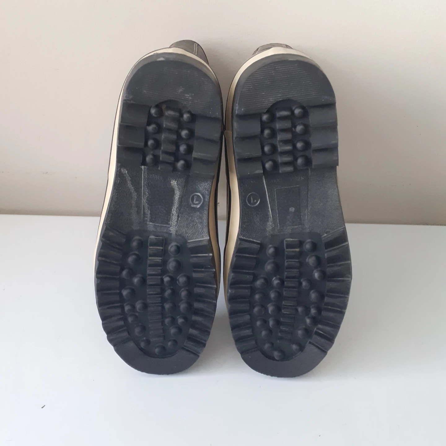 Outbound Winter Boots - Size 7 - photo 4