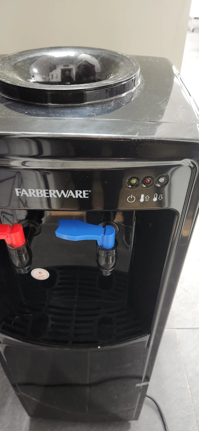 Water Dispenser - photo 2