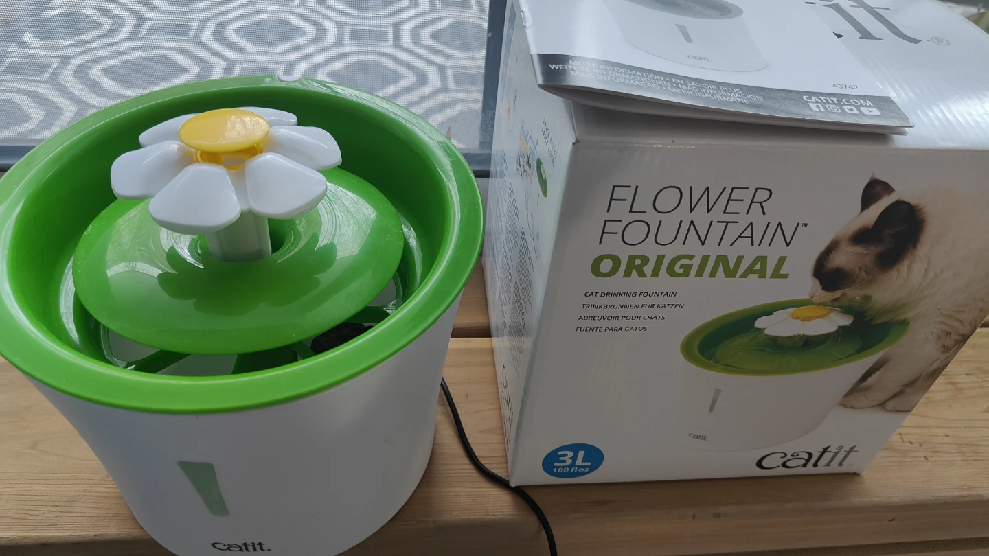 Catit Flower Fountain Original - 3L Cat Drinking Fountain