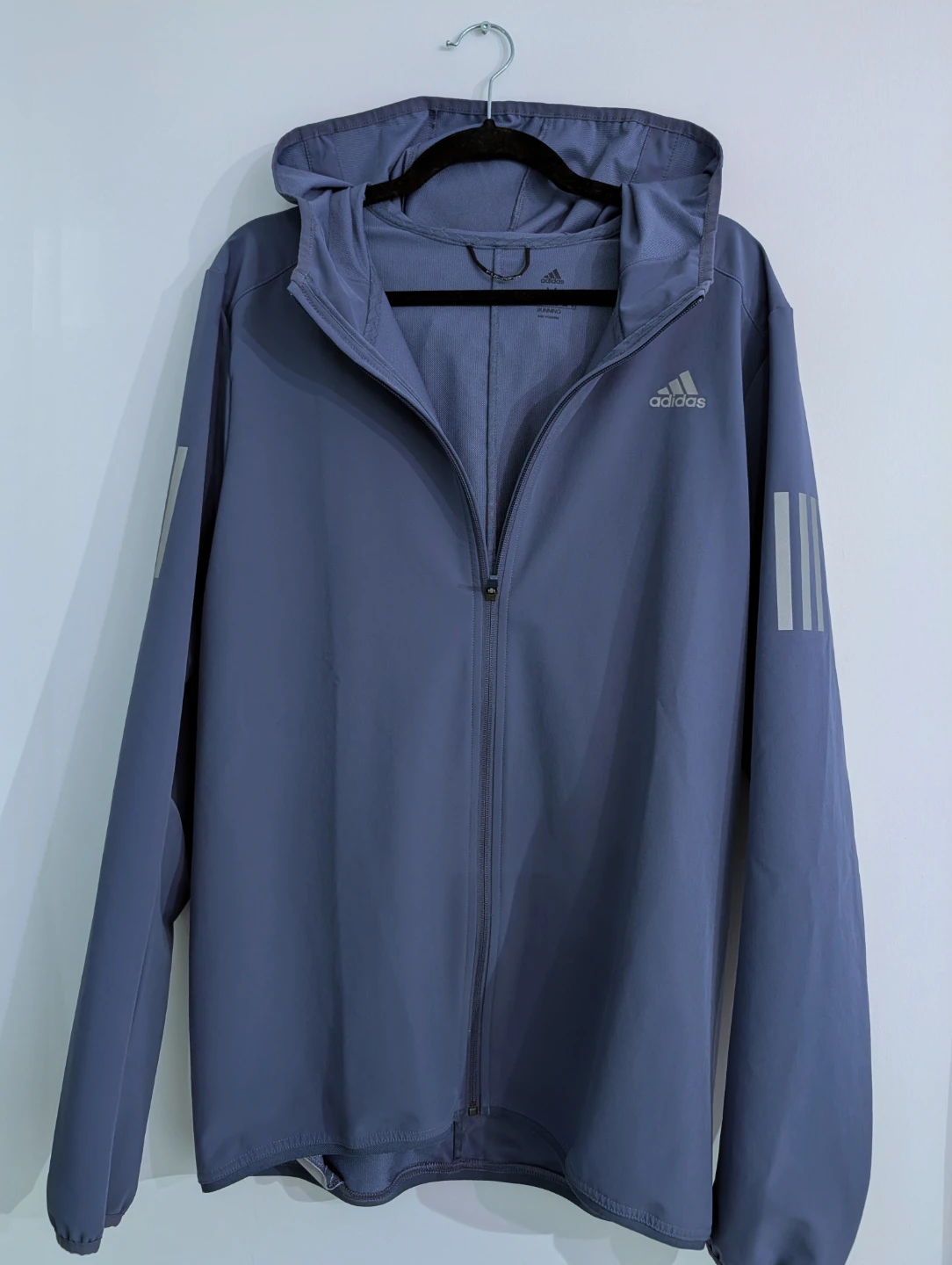 Like NEW Adidas Men's Running Jacket (M/L)