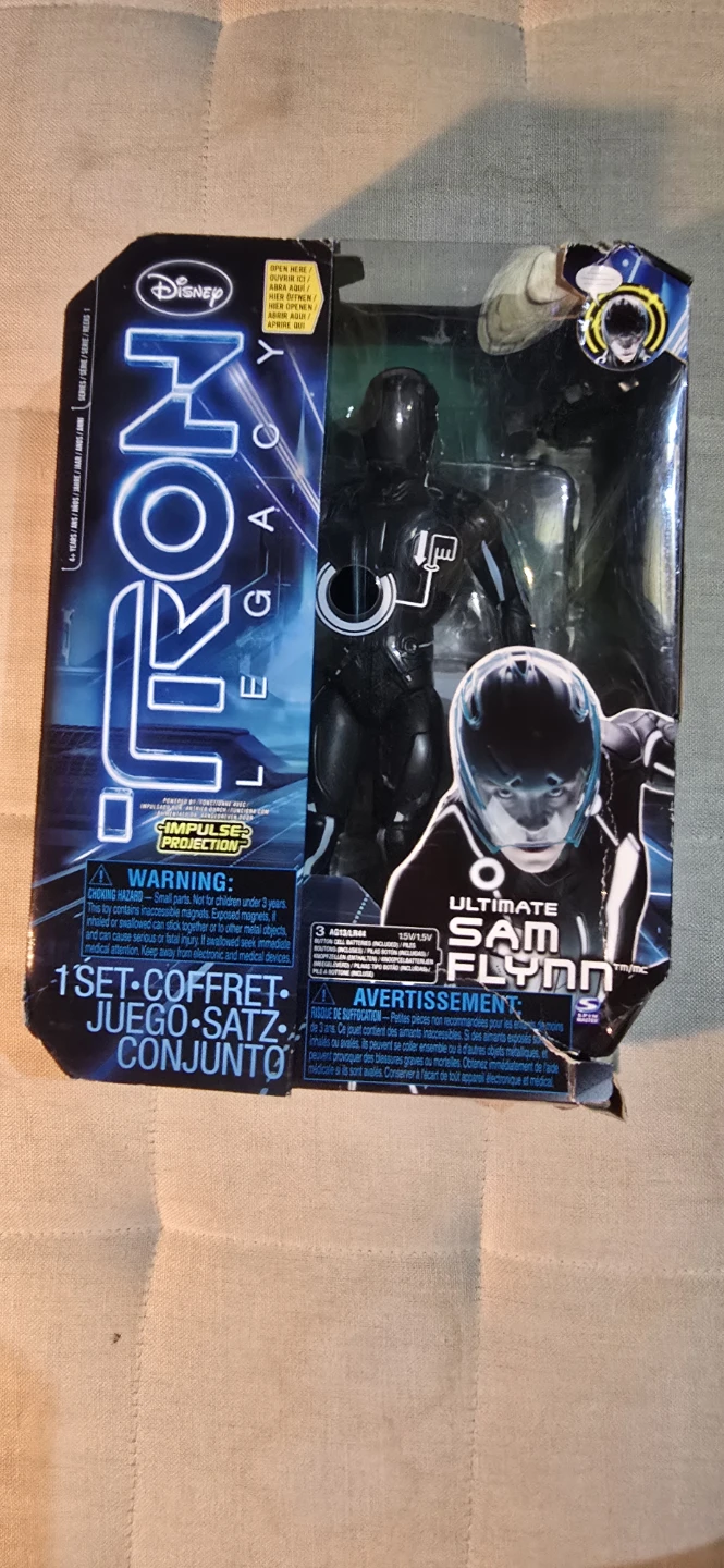 Disney Tron Legacy Ultimate Sam Flynn Action Figure