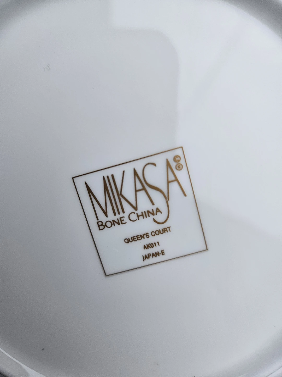 75 piece mikasa Bone china set - photo 5