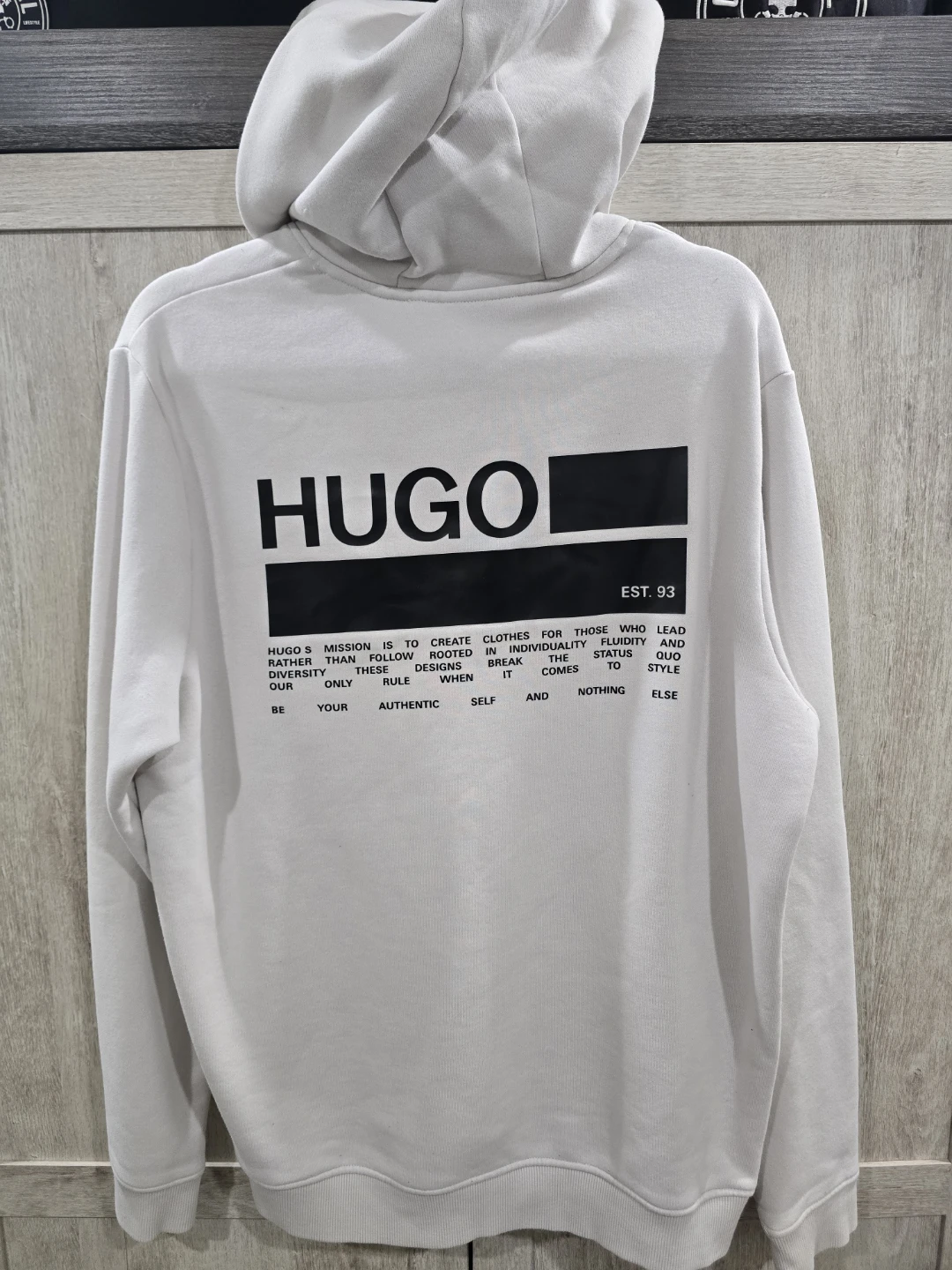 Hugo White Hoodie - Size M - photo 3
