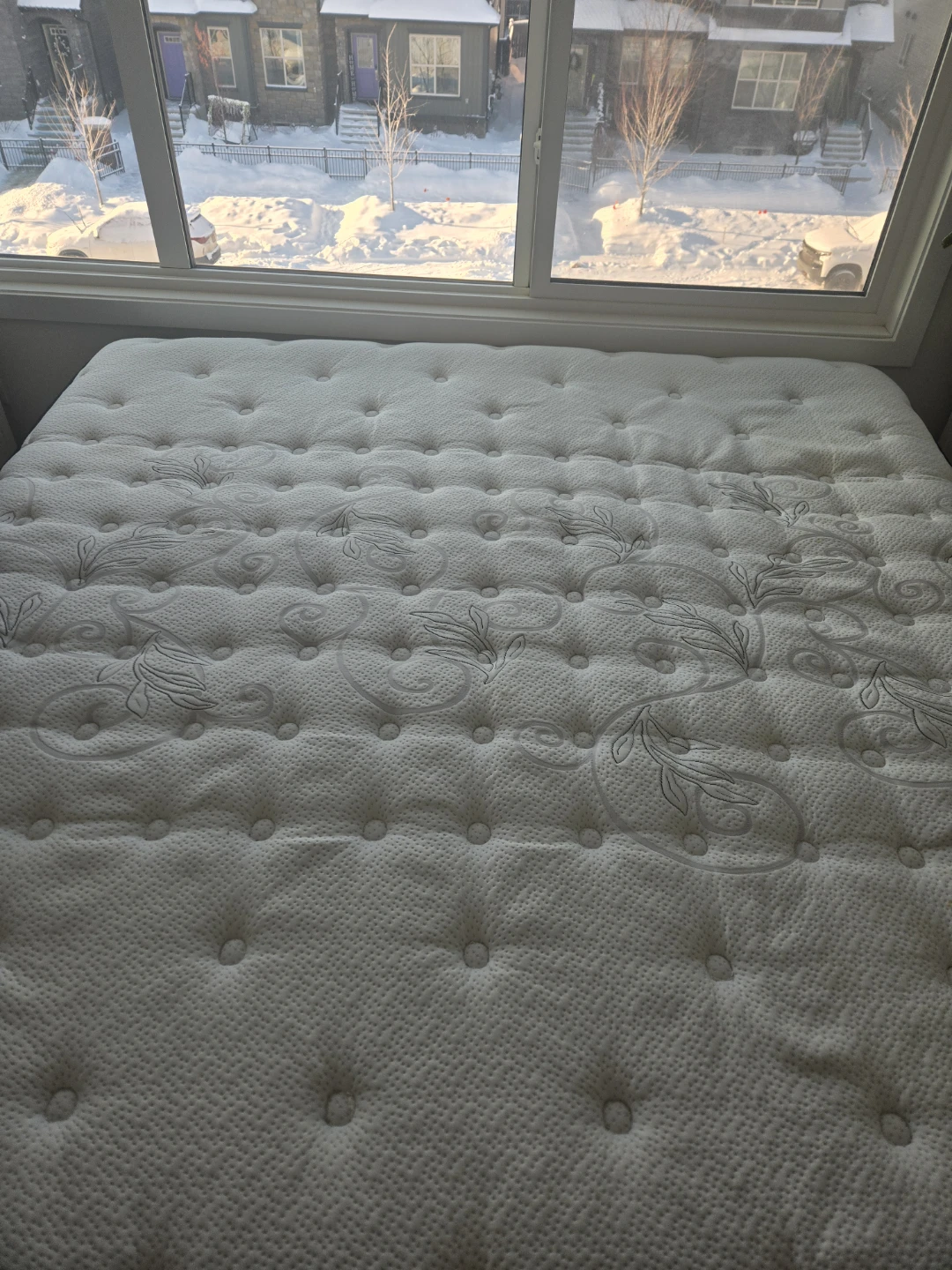 King Sized Mattress - Polyurethane Foam - 7 to 10 years old - photo 2