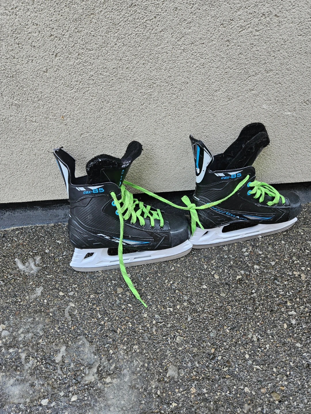 CCM CBX 85 Ice Skates - Size 7