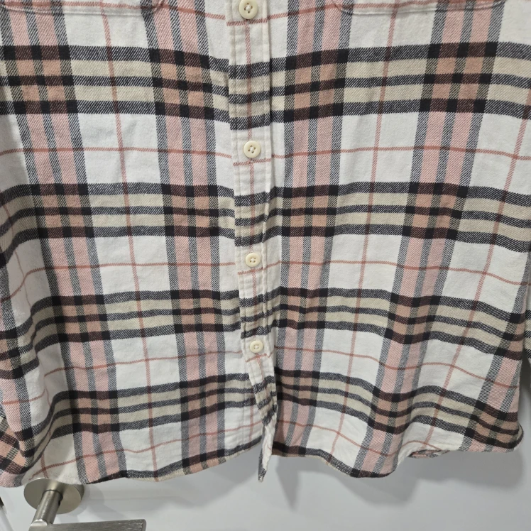 American Eagle Pink and Cream Plaid Flannel - photo 3