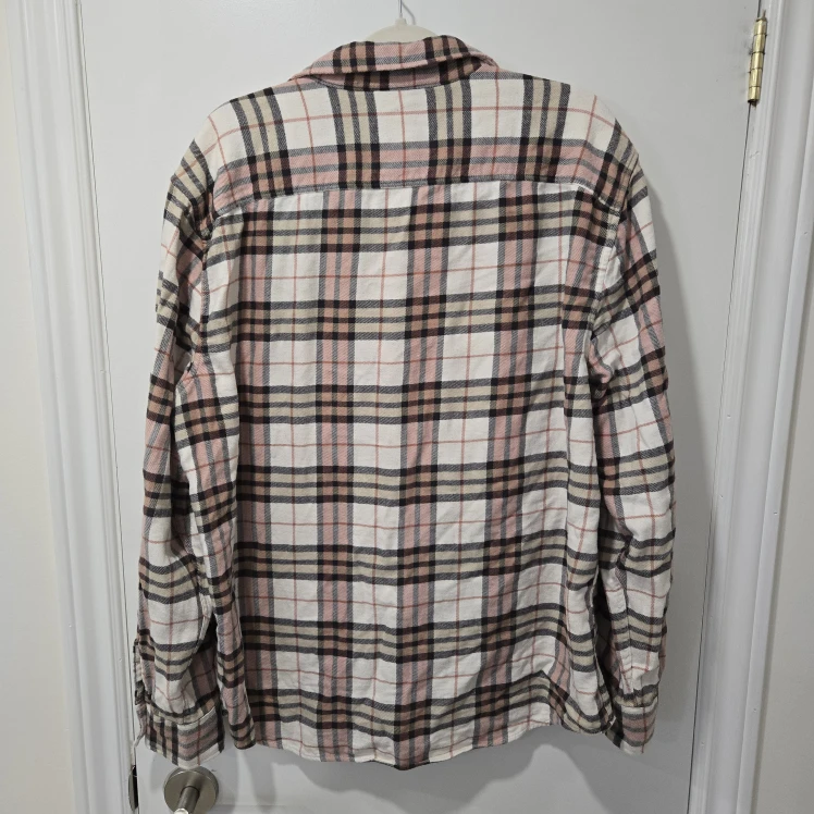 American Eagle Pink and Cream Plaid Flannel - photo 4
