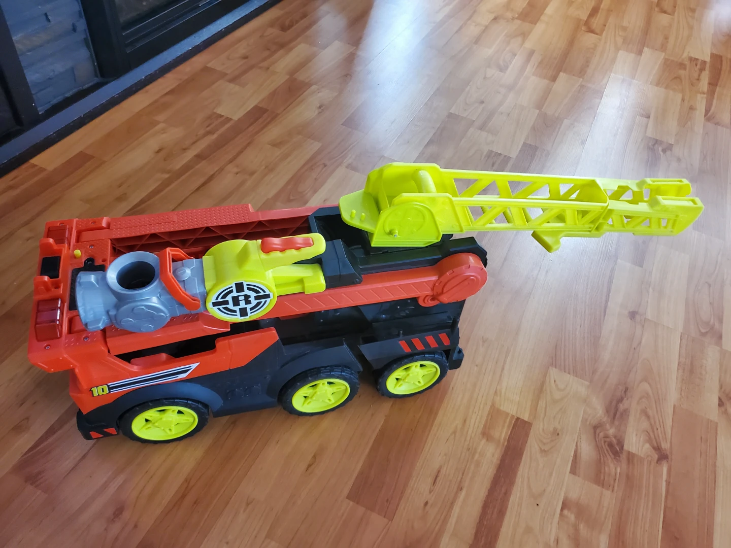Huge Crane Toy Car - photo 2