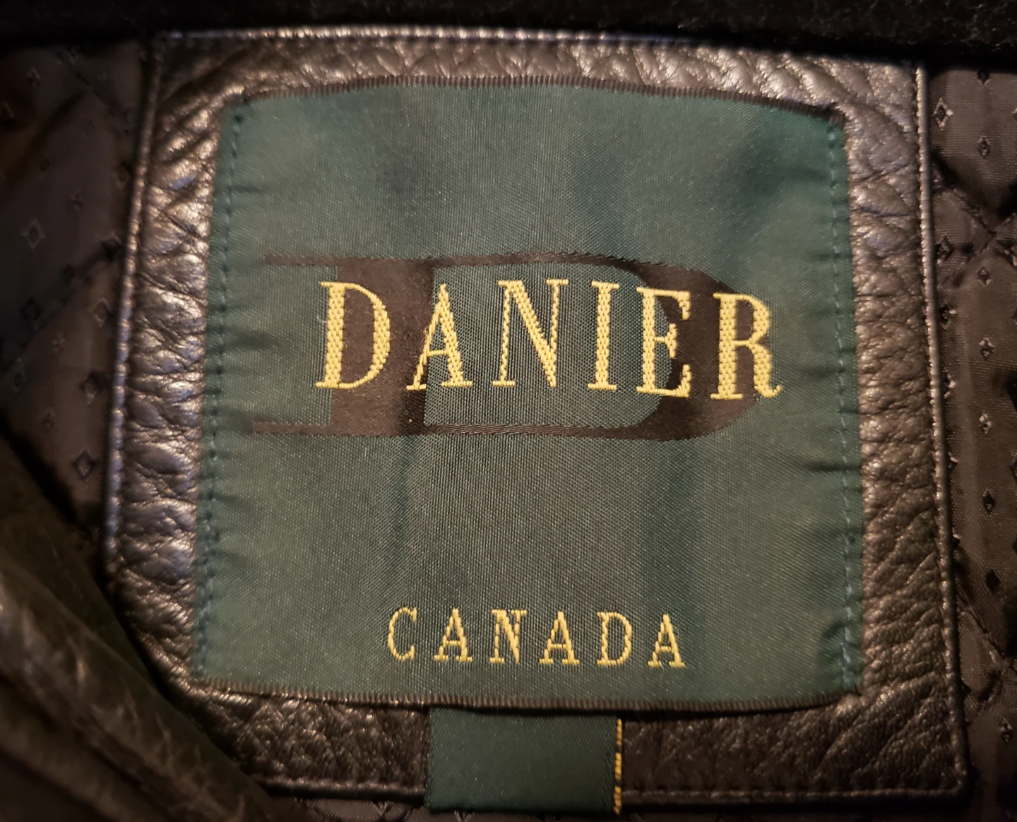 Danier Genuine Leather Jacket - photo 3