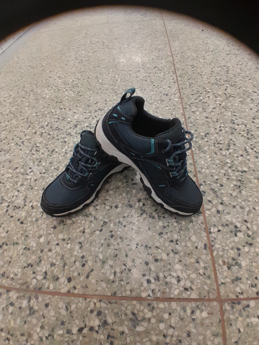 L.L.Bean Trail Model Shoes Women's Size 7 - photo 4