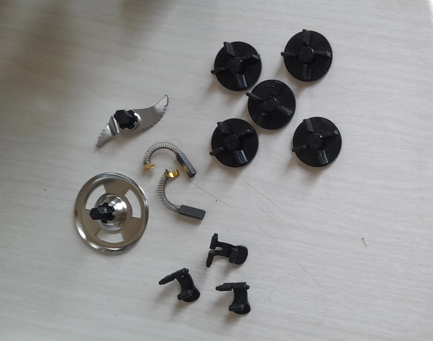 Accessaries for BOSS grinder mixers