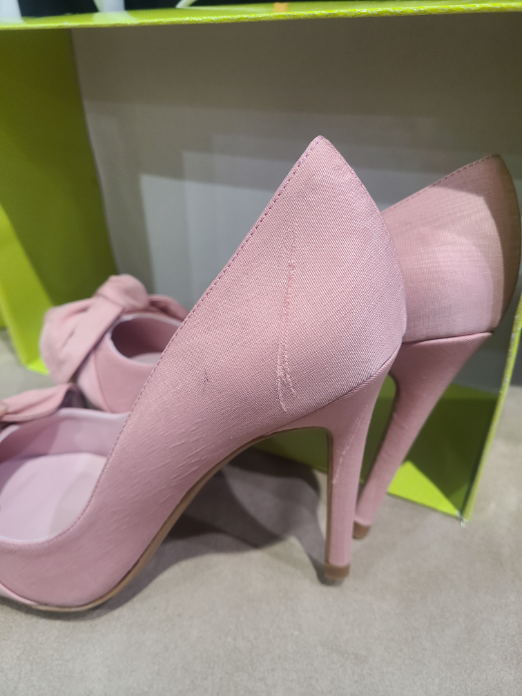BRAND NEW -Ted Baker London 'Noire' Satin Bow Court Heels - photo 3