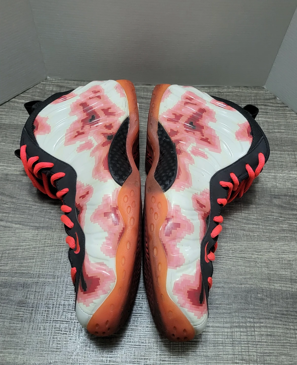 Nike Air Foamposite One "Floral" Sneakers Size 11