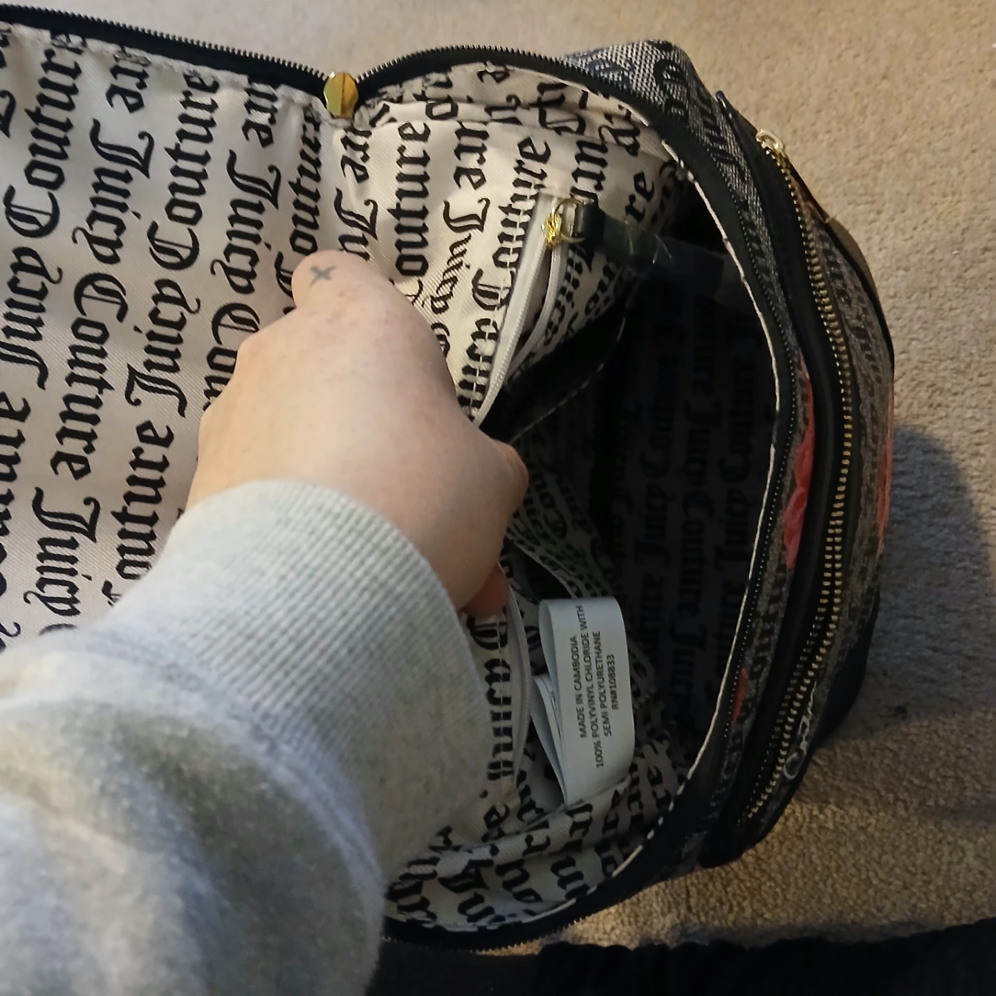 lightly used twice Juicy backpack /purse - photo 4