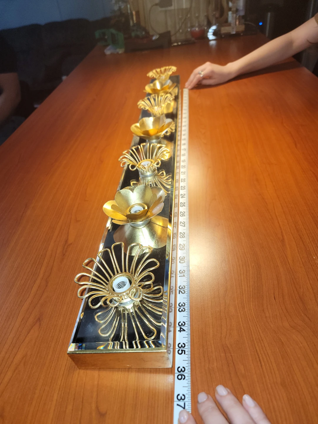 Visual Comfort & Co. Gold Flower Light Bar 36" - photo 5