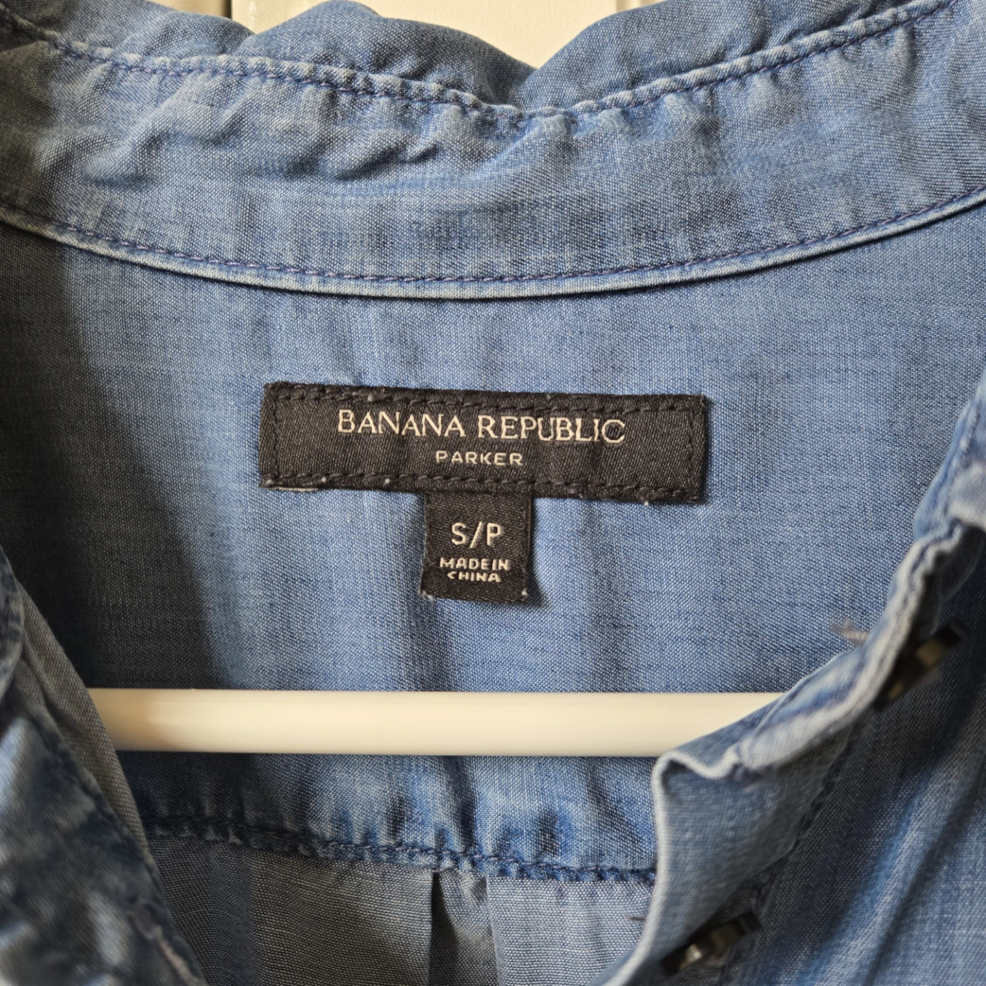 Banana Republic Parker Chambray Shirt - Size S/P - photo 3