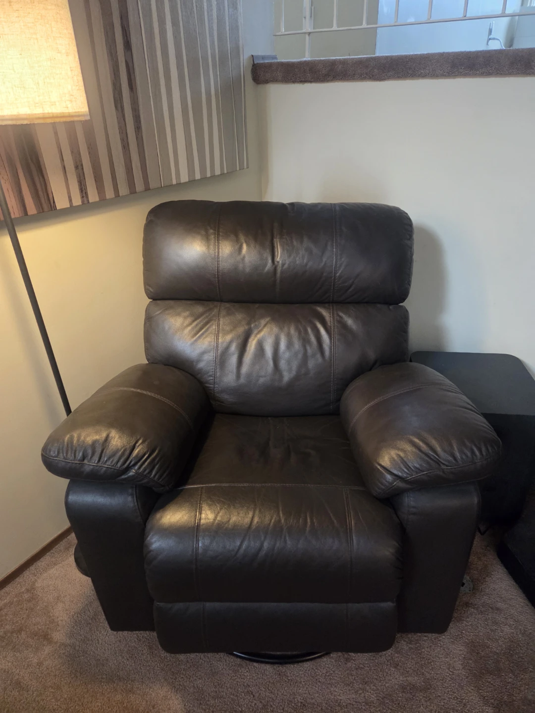 Brown Leather Recliner Chair - photo 2