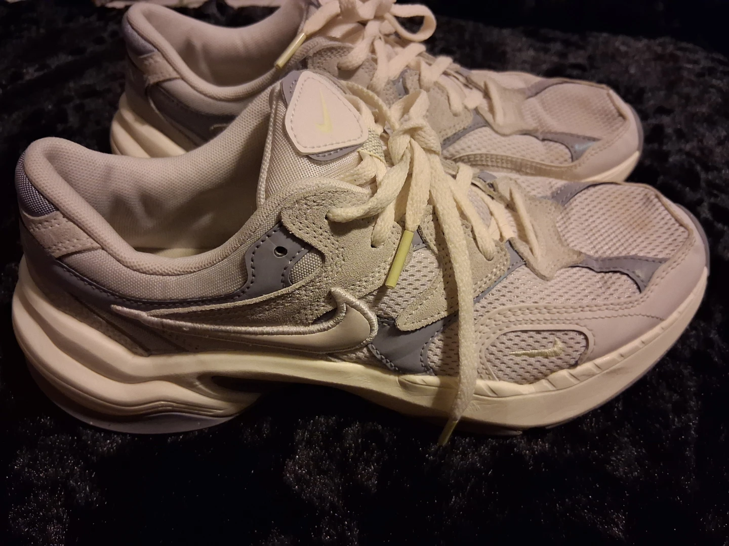 Nike Ashin Modern Running Shoes