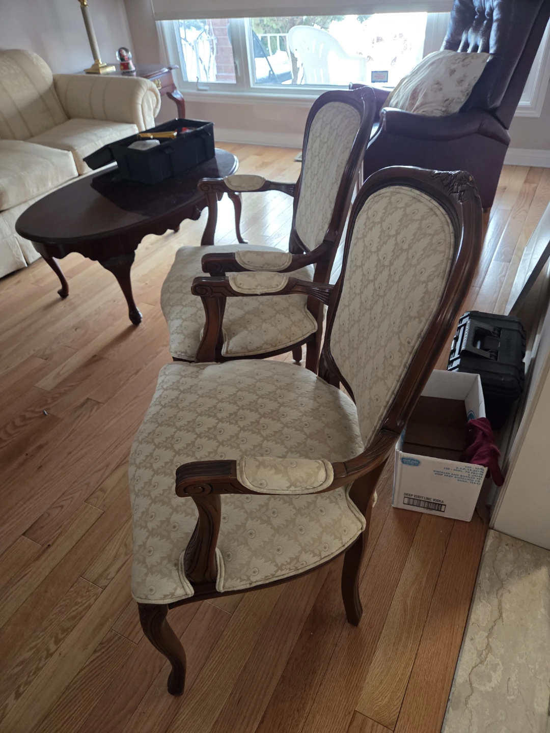 Set if Two White Upholstered Wooden Chairs - photo 2