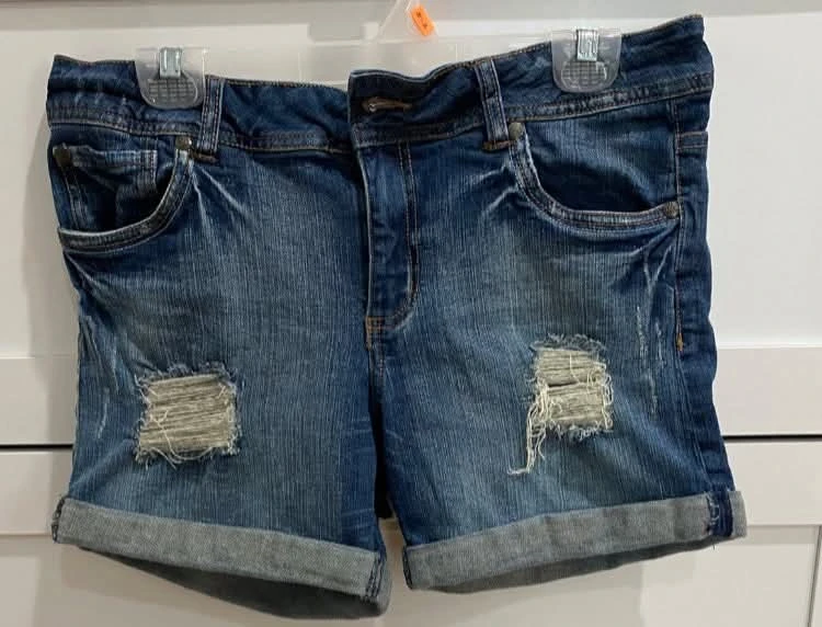 FREE Women's Fashion Shorts, size 11-12