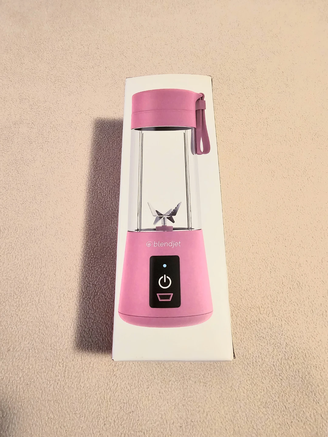 NEW BlendJet Portable Blender - Hot Pink $10