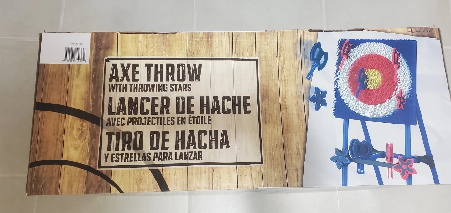Axe Throw with Throwing Stars Target Game - photo 3