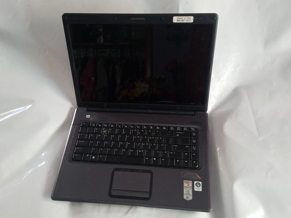 Compaq Presario F700 Laptop - photo 2