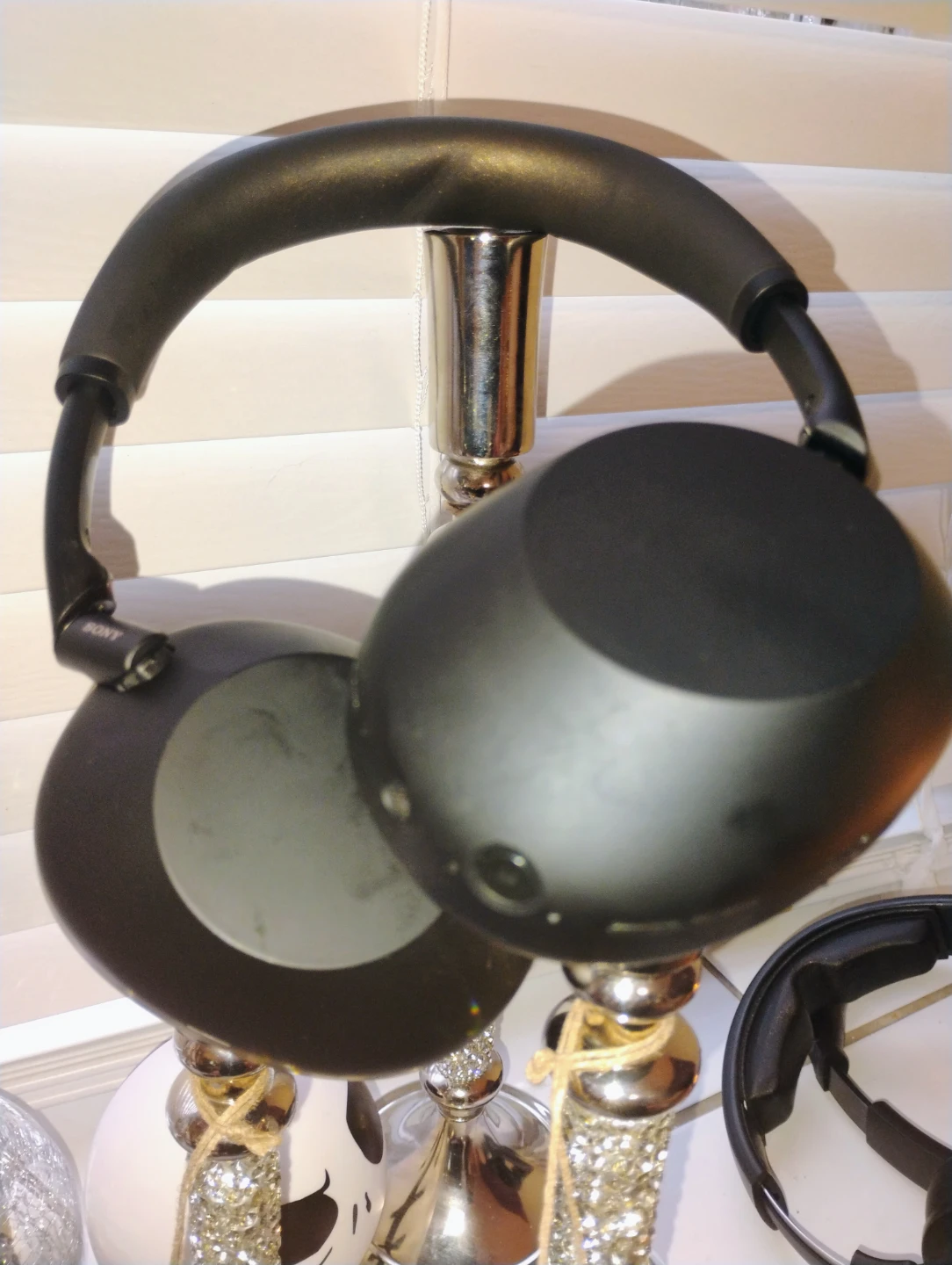 Sony WH-1000XM5 Wireless Headphones - Black - photo 4