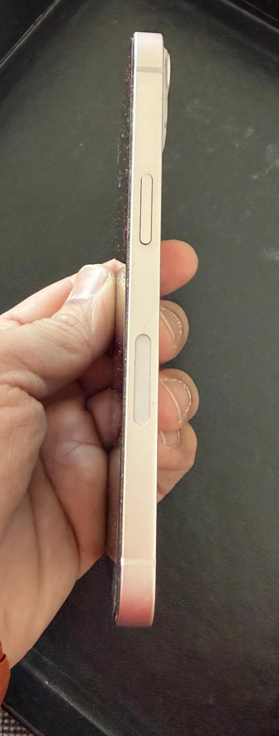 iPhone 13 - Pink - photo 3