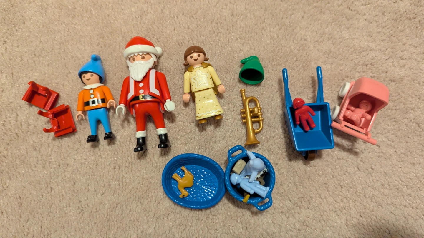 Playmobil Christmas Figures Set