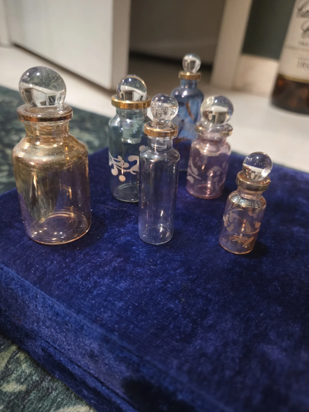 Set of mini fine Glass Bottles - photo 3