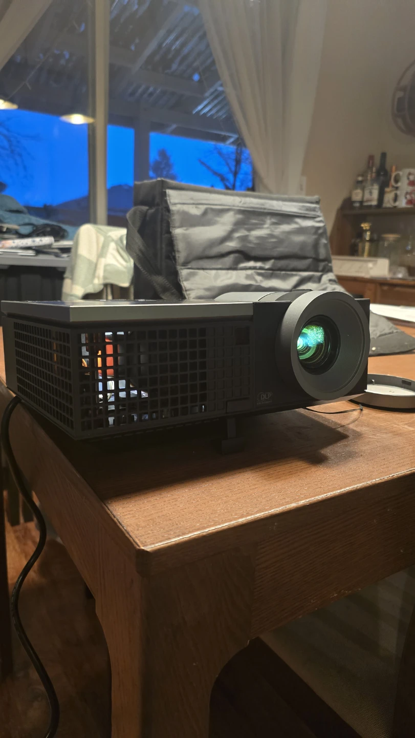Dell 4210x Projector - photo 2