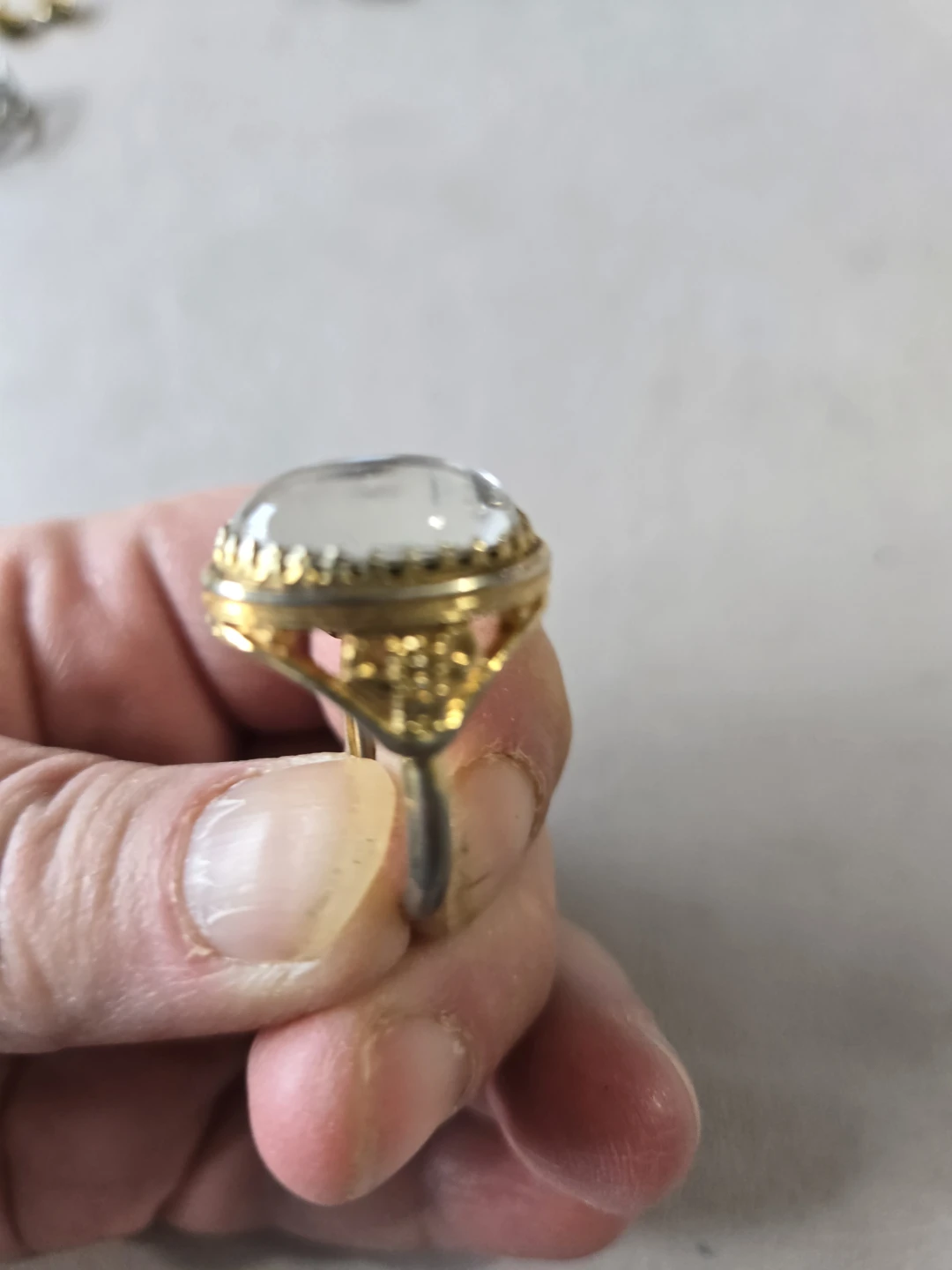 Vintage Gold Tone Ring - photo 2