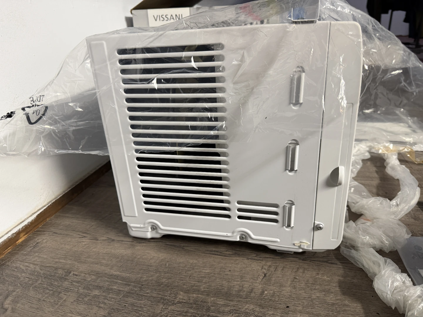 New Vissani Window Air Conditioner 5000 BTU - photo 5