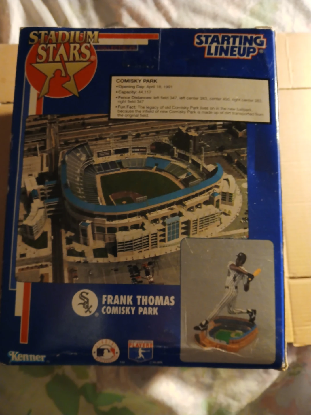Kenner Starting Lineup Stadium Stars Frank Thomas Figure - photo 3