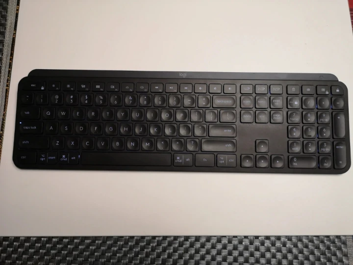 Logitech MX Keys  Keyboard