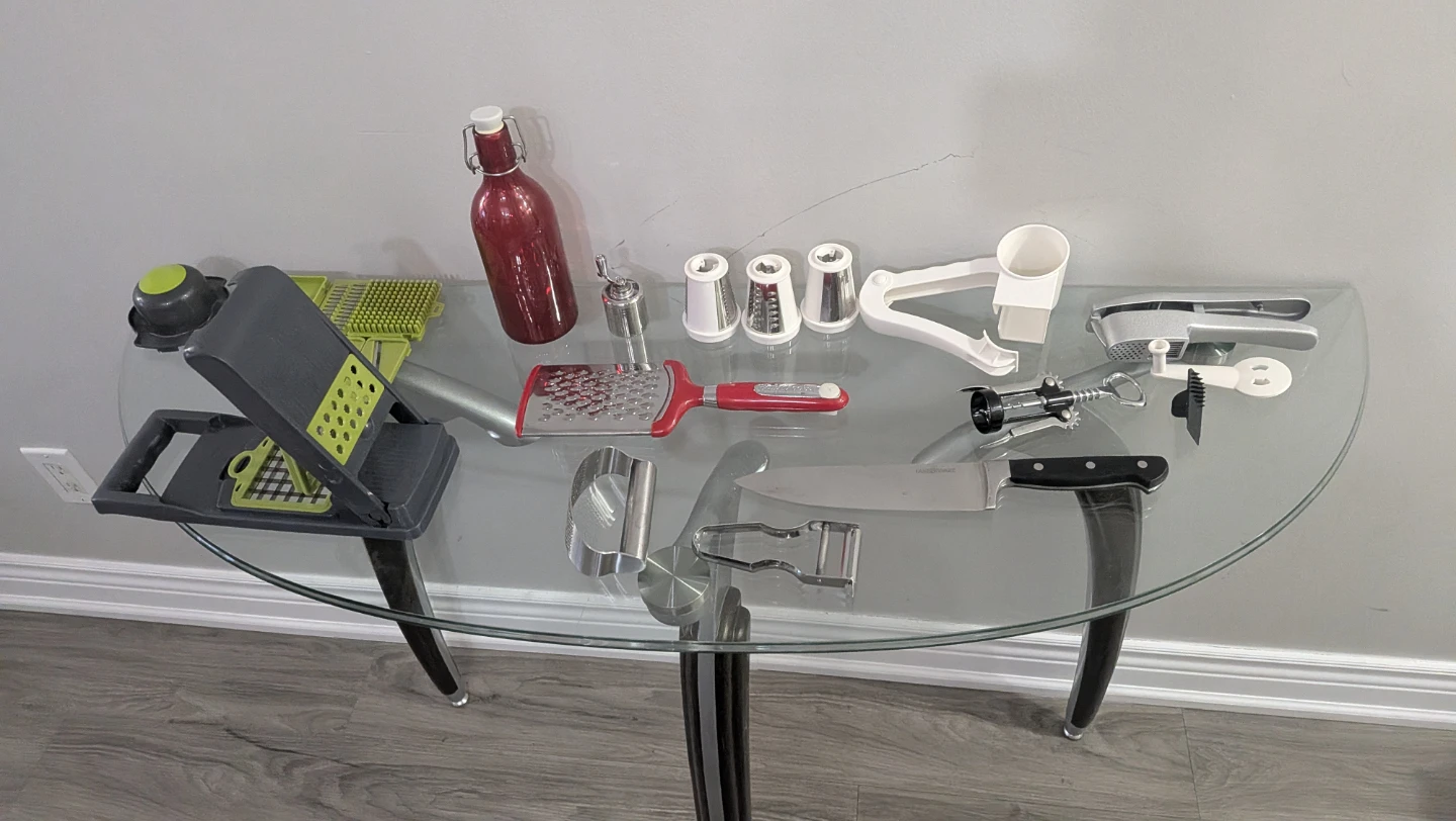 Kitchen accessories, all for 15!