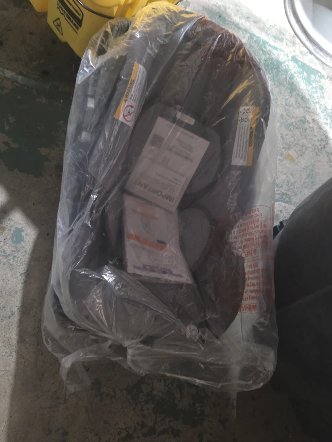 BabyTrend Infant Car Seat
